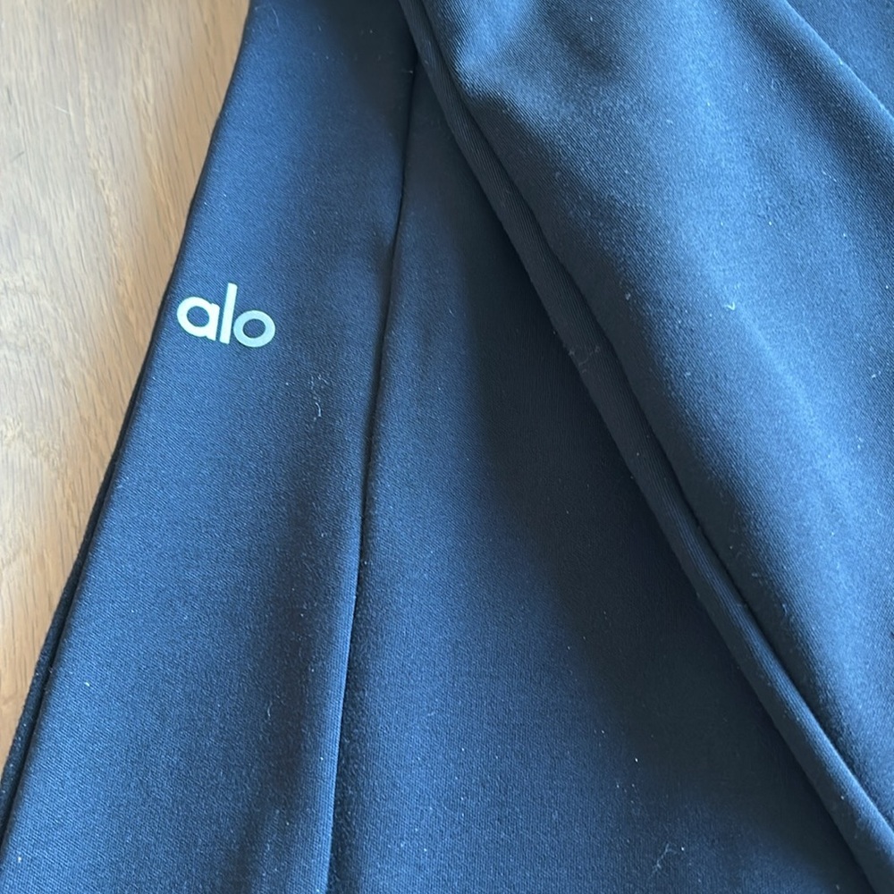 ALO Yoga Black Flared Pants - Picture 6 of 14